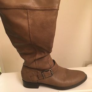 Taupe JustFab knee high riding boots! EUC Sz 11